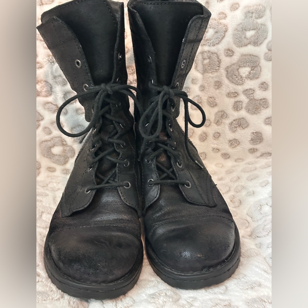BORN Leather Women’sCombat Boots